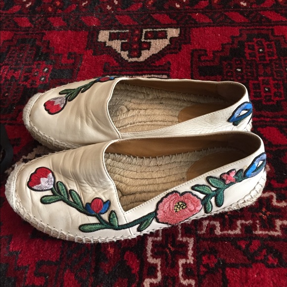 GUCCI  Floral Espadrilles - Picture 5 of 9
